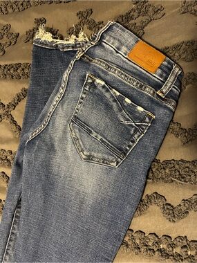 BKE Blue Frayed-Hem Ankle Skinny Jeans
